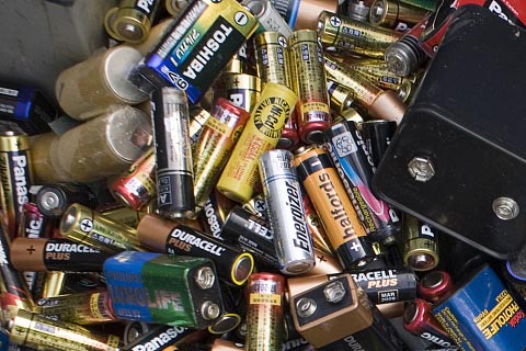 城关渭源路高价UPS蓄电池回收√废电池哪里有回收√
